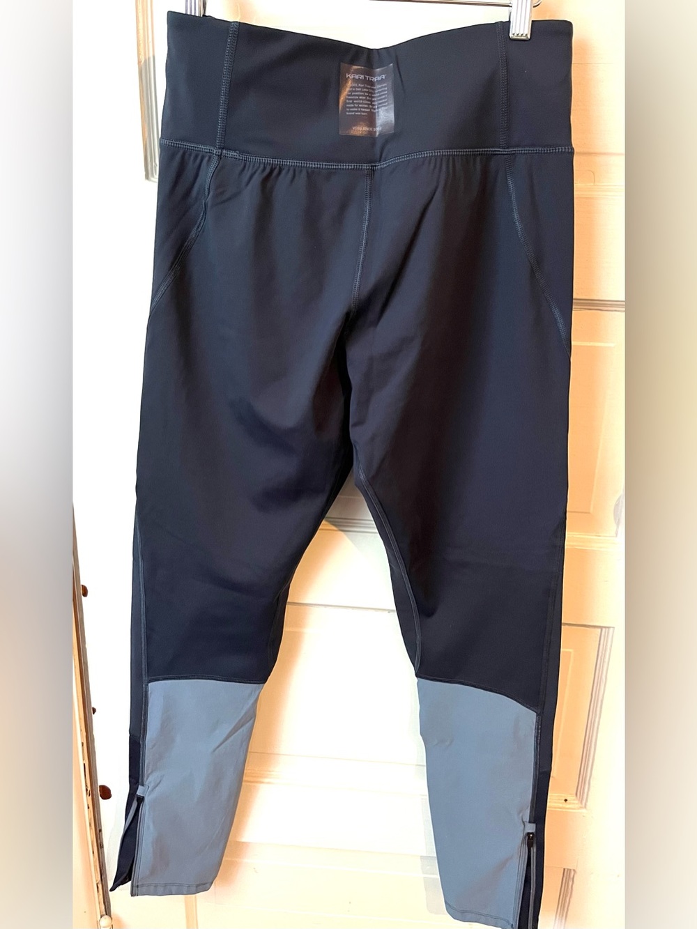 Kari Traa Ane Hiking Tights L NWOT - Picture 3 of 7
